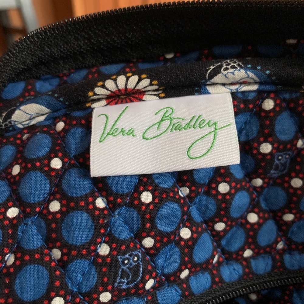Vera Bradley Tote - Picture 4 of 4